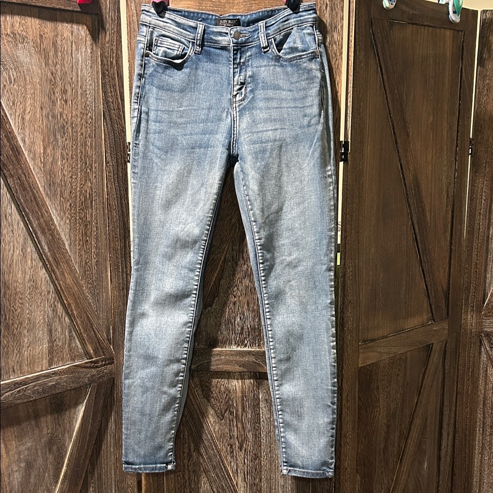 Judy Blue Faded Blue Skinny Jeans